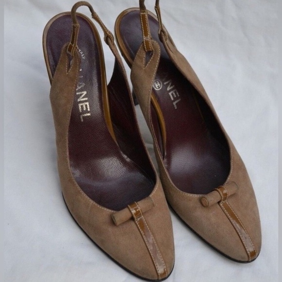 CHANEL 2003 Taupe Suede Slingback Heels - Picture 1 of 11
